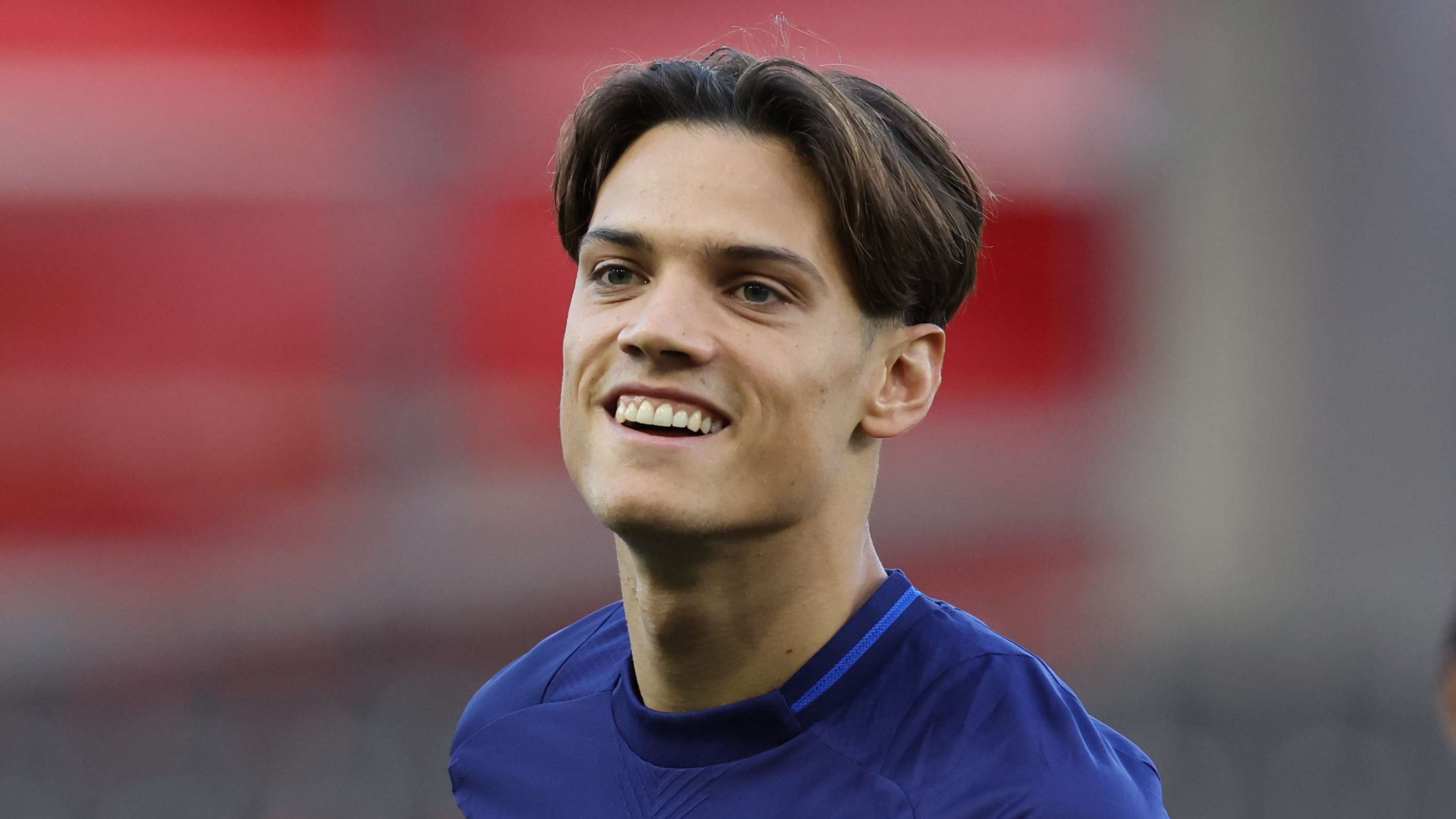 史再添浓墨 史再添浓墨